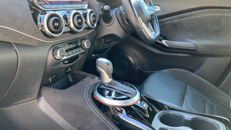 Nissan Juke 1.0 DiG-T 114 Tekna+ 5dr DCT Petrol Hatchback